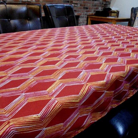 VERA Rectangle 60"x102" Fabric Tablecloth Red White Holiday Colors Modern Vibe - Picture 7 of 10